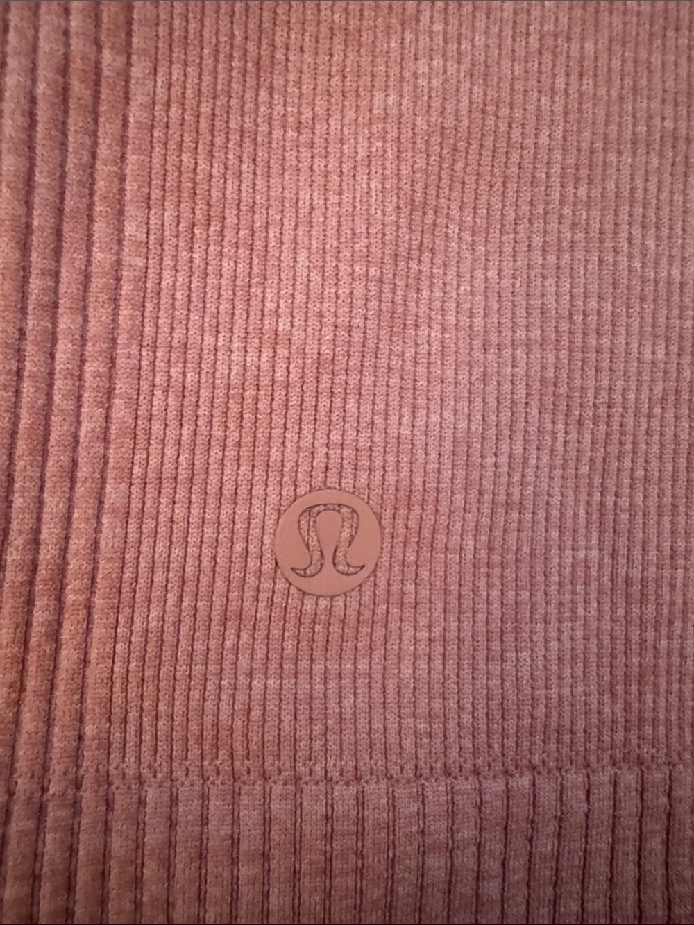 Lululemon Long Sleeve Turtleneck - light orange size 10